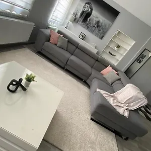 Next2airport - House Of Lions Appartement Ransart